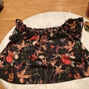 💕Belle & Sky short sleeve floral top xl
